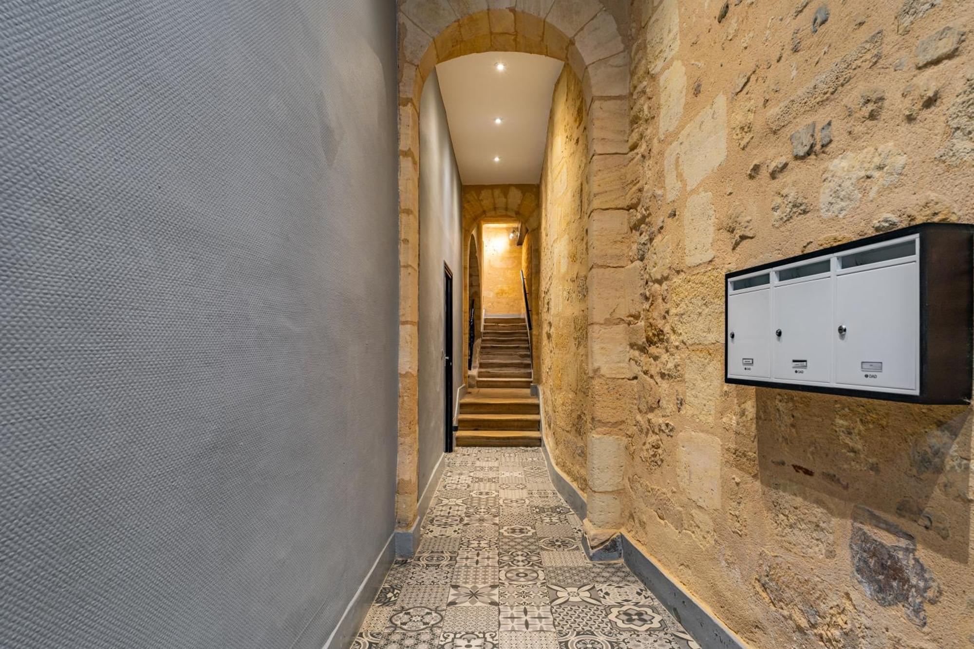 Magnifique Appartement Hypercentre Avec Terrasse Burdeos Exterior foto